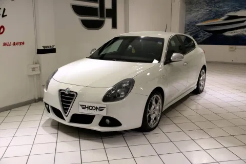 Alfa Romeo Giulietta 1.4 t. m.air Distinctive 170cv - Immagine 2