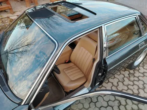 Jaguar XJ6 4.0 Daimler cat. - Immagine 9