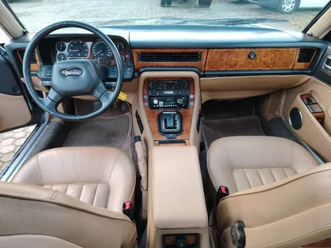 Jaguar XJ6 4.0 Daimler cat. - Immagine 13