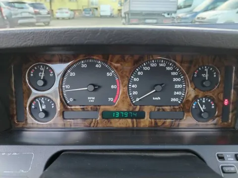Jaguar XJ6 4.0 Daimler cat. - Immagine 16