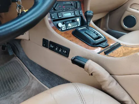Jaguar XJ6 4.0 Daimler cat. - Immagine 18