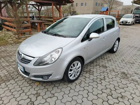 Opel Corsa 5p 1.2 Enjoy c/radio - Immagine 1