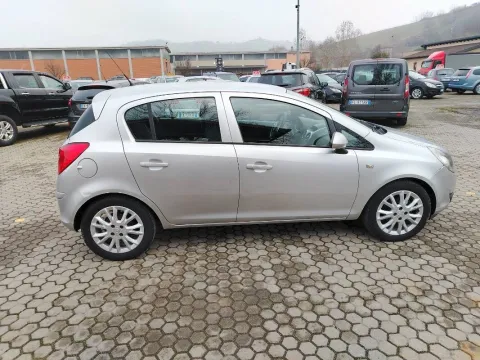 Opel Corsa 5p 1.2 Enjoy c/radio - Immagine 7