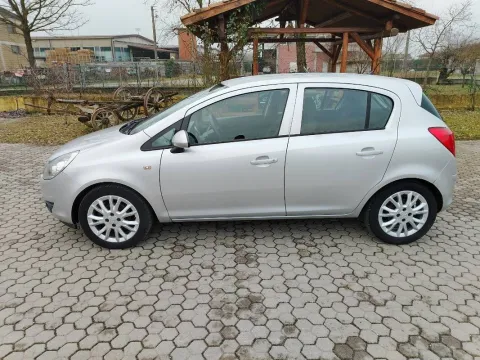Opel Corsa 5p 1.2 Enjoy c/radio - Immagine 8