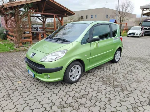 Peugeot 1007 1.4 hdi Trendy - Immagine 1