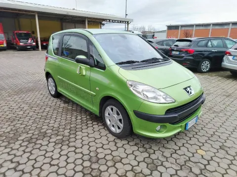 Peugeot 1007 1.4 hdi Trendy - Immagine 2