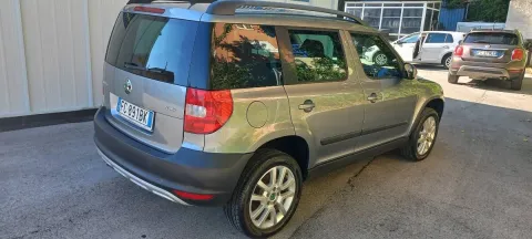 Skoda Yeti 2.0 tdi Ambition 110cv - Immagine 3