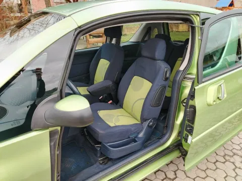 Peugeot 1007 1.4 hdi Trendy - Immagine 9