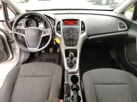 Opel Astra 5p 1.7 cdti Cosmo 110cv - Immagine 12