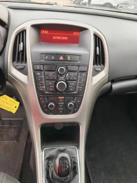 Opel Astra 5p 1.7 cdti Cosmo 110cv - Immagine 14
