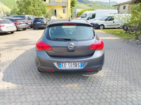 Opel Astra 5p 1.4 Cosmo 100cv 5p - Immagine 7