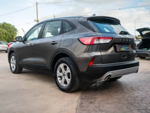Ford Kuga 1.5 ecoblue Connect 2wd 120cv auto - Immagine 5