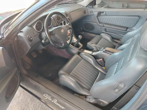 Alfa Romeo GTV 2.0 ts 16v L - Immagine 9
