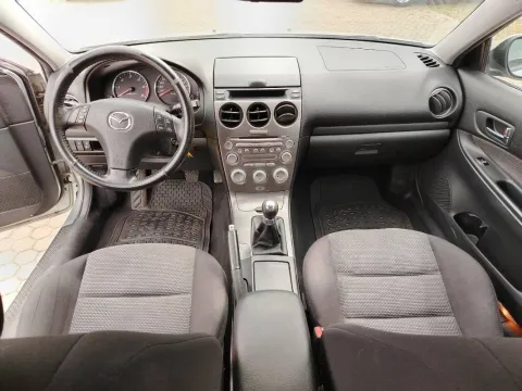 Mazda 6 Wagon 2.0 cd Leather&Bose 136cv - Immagine 10