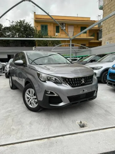 Peugeot 3008 1.5 bluehdi Business s&s 130cv eat8 - Immagine 1