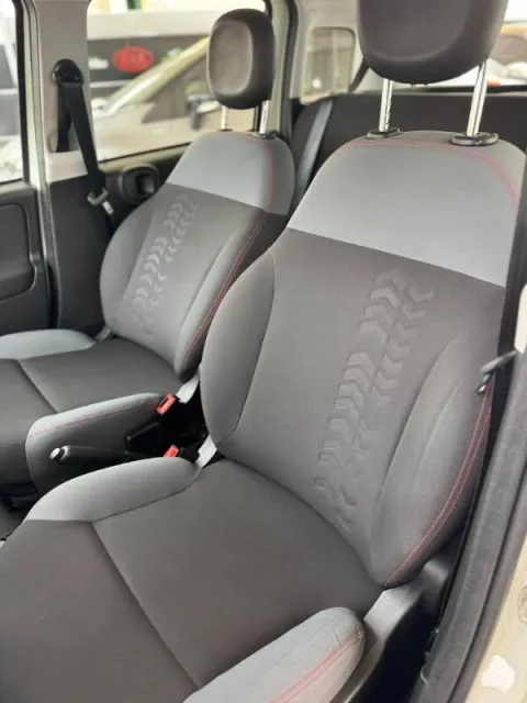 Fiat Panda 1.2 Easy s&s 69cv my19 - Immagine 15