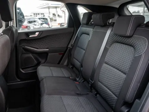 Ford Kuga 1.5 ecoblue Connect 2wd 120cv auto - Immagine 12