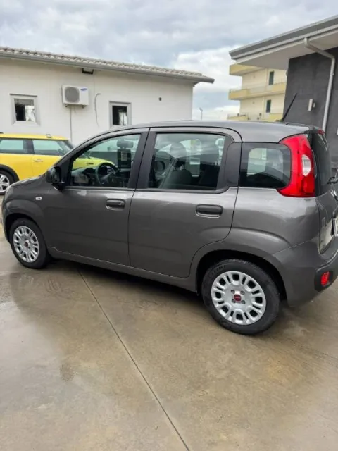 Fiat Panda 1.0 firefly hybrid s&s 70cv - Immagine 6