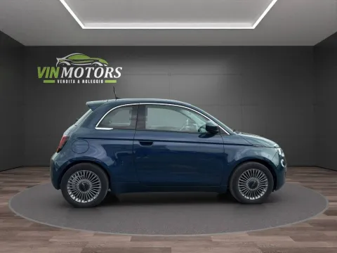 Fiat 500e 42 kWh La Prima - Immagine 6