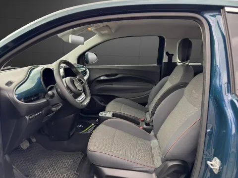 Fiat 500e 42 kWh La Prima - Immagine 12