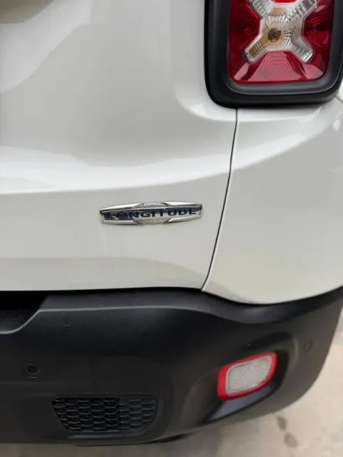 Jeep Renegade 1.6 mjt Longitude fwd 120cv my16 - Immagine 6