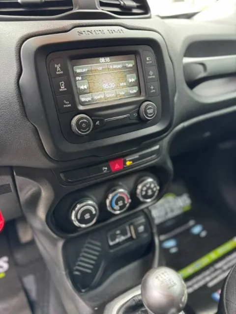 Jeep Renegade 1.6 mjt Longitude fwd 120cv my16 - Immagine 14