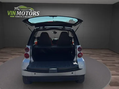 Smart Fortwo 0.8 cdi Passion 45cv - Immagine 9