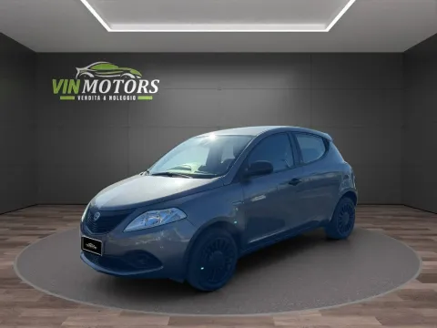 Lancia Ypsilon 1.2 MonogRam Gpl 69cv - Immagine 2