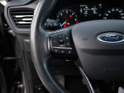 Ford Kuga 1.5 ecoblue Connect 2wd 120cv auto - Immagine 20