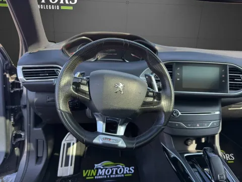 Peugeot 308 5p 1.5 bluehdi GT Line s&s 130cv eat8 - Immagine 13