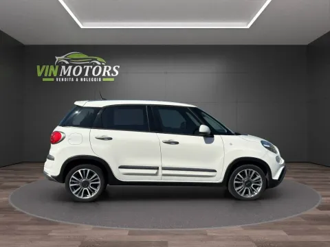 Fiat 500L 1.6 mjt Trekking 120cv E6 - Immagine 6