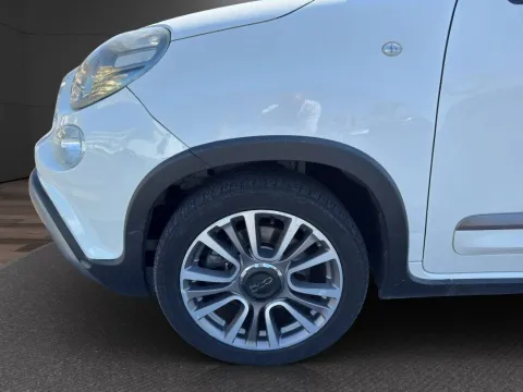 Fiat 500L 1.6 mjt Trekking 120cv E6 - Immagine 23