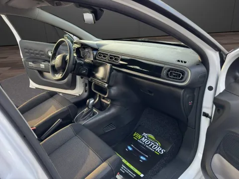 Citroen C3 1.2 puretech Shine Pack s&s 110cv eat6 my20 - Immagine 17