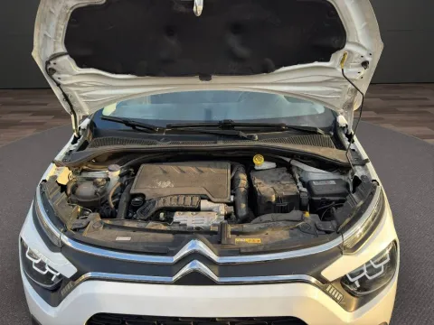 Citroen C3 1.2 puretech Shine Pack s&s 110cv eat6 my20 - Immagine 25