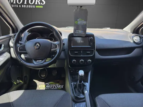 Renault Clio 1.5 dci Moschino Intens 75cv - Immagine 9