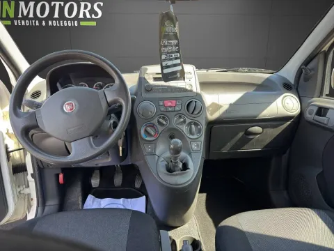 Fiat Panda 1.3 mjt 16v Climbing 4x4 75cv my12 - Immagine 11