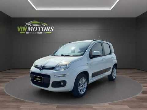 Fiat Panda 0.9 t.air t. natural power Lounge 80cv - Immagine 3