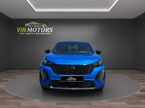 Peugeot 2008 1.2 puretech Active s&s 100cv - Immagine 1