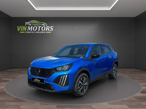 Peugeot 2008 1.2 puretech Active s&s 100cv - Immagine 4