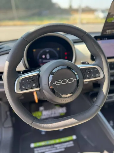 Fiat 600 1.2 hybrid La Prima 110cv auto - Immagine 17