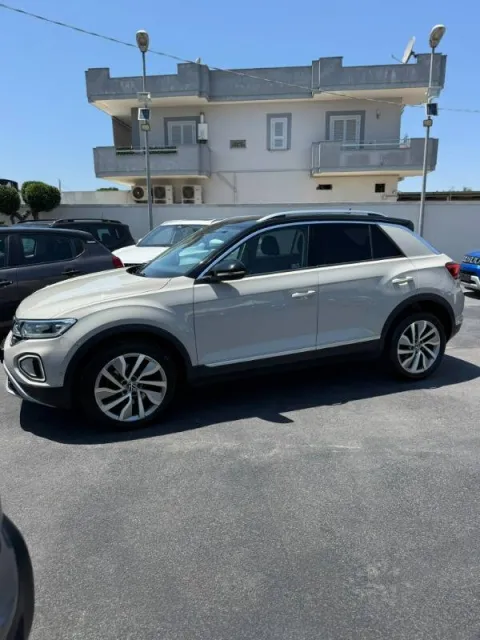 Volkswagen T-Roc 2.0 tdi Style 150cv dsg - Immagine 3