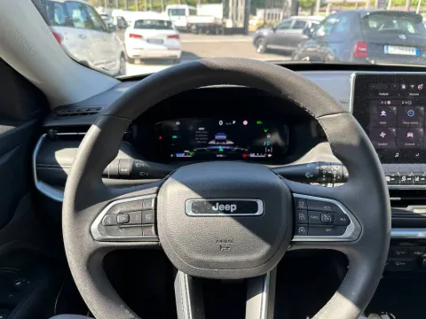 Jeep Compass 1.3 turbo t4 phev Limited 4xe auto - Immagine 12