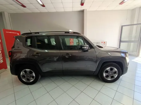 Jeep Renegade 1.6 mjt Business fwd 105cv - Immagine 5
