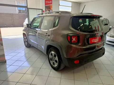 Jeep Renegade 1.6 mjt Business fwd 105cv - Immagine 6