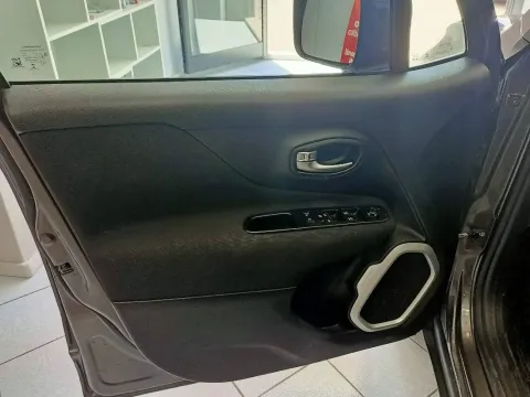 Jeep Renegade 1.6 mjt Business fwd 105cv - Immagine 9