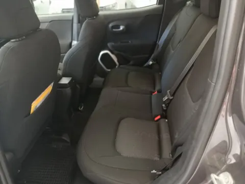 Jeep Renegade 1.6 mjt Business fwd 105cv - Immagine 22