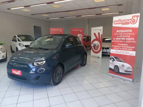 Fiat 500e 3+1 42 kWh La Prima - Immagine 1