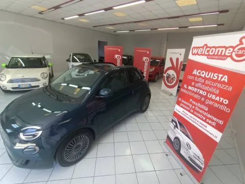 Fiat 500e 3+1 42 kWh La Prima - Immagine 2