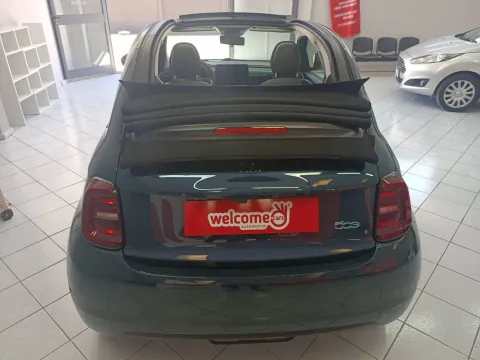 Fiat 500e 3+1 42 kWh La Prima - Immagine 7