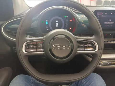 Fiat 500e 3+1 42 kWh La Prima - Immagine 16